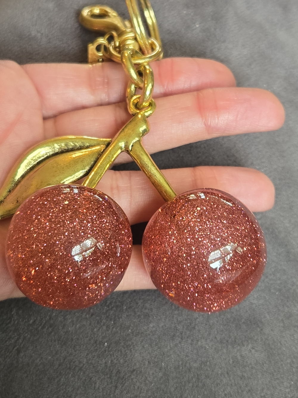 Glitter Cherry Keychain - Pink/Gold - Picture 7 of 7